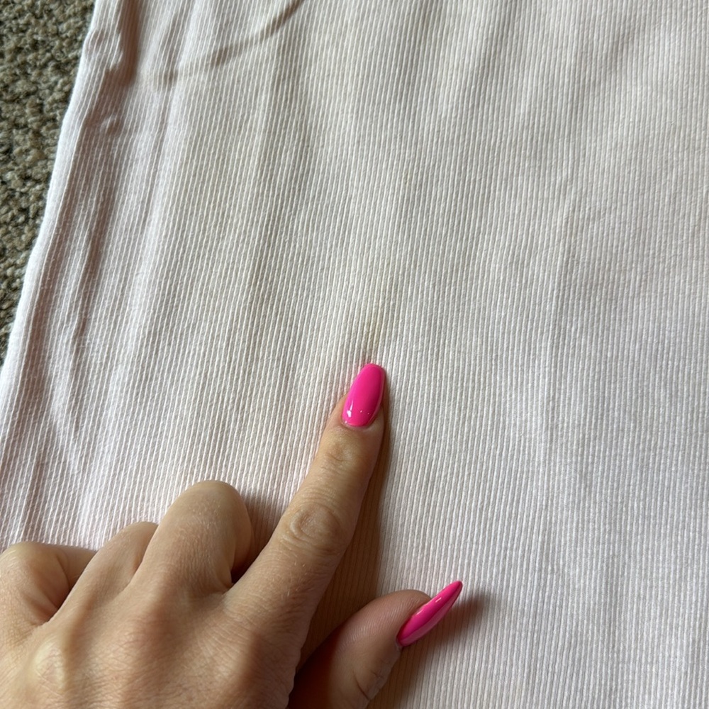 Volcom | Light Pink Sleeveless Top “Kiss Don’t Kill” - Picture 6 of 8